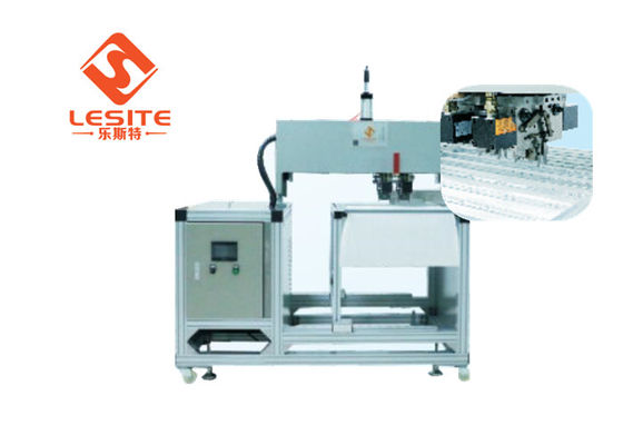 1.6KW High Precision Semi Automatic Riveting Machine Pengoperasian yang Mudah